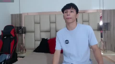 Snapshot of marckpassion chatting on February 7, 12:39 pm Marck online show from February 7, 12:39 pm
