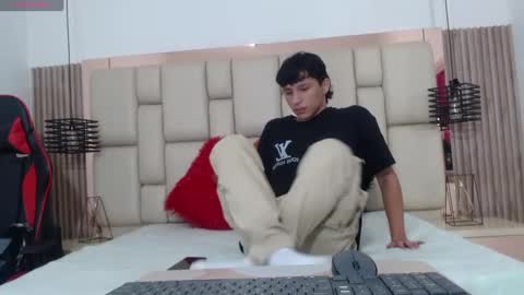 Snapshot of marckpassion chatting on February 3, 12:57 pm Marck online show from February 3, 12:57 pm