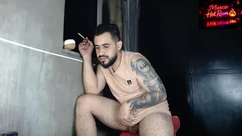 marco_aure online show from May 29, 6:01 am