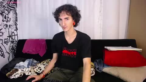 marco_xxx010 online show from October 17, 8:07 am