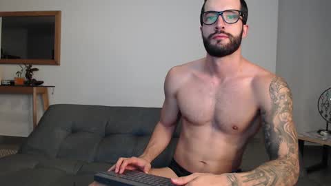 Snapshot of marcoandpolo01 chatting on March 8, 3:48 am Marco Polo online show from March 8, 3:48 am