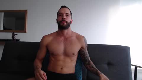 Snapshot of marcoandpolo01 chatting on January 11, 10:18 pm Marco Polo online show from January 11, 10:18 pm