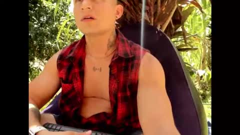 Snapshot of marcoo_vega chatting on September 21, 3:12 pm Marco online show from September 21, 3:12 pm