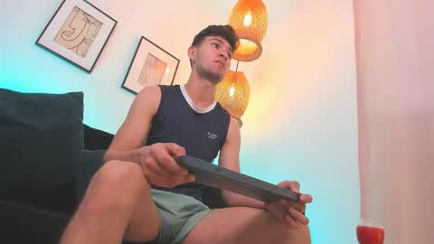 marcus_fire online show from March 1, 6:32 pm