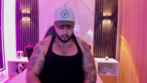 Snapshot of marcus_fit1 chatting on October 12, 1:10 am Marcus online show from October 12, 1:10 am