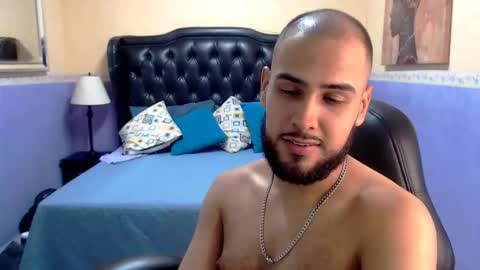 Snapshot of marcus_soler chatting on October 15, 7:54 pm marcus_soler online show from October 15, 7:54 pm