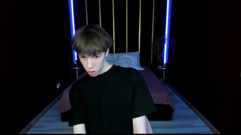 Mark online show from January 12, 3:49 pm