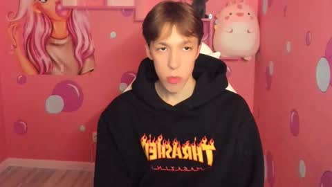 Snapshot of mark_branston chatting on October 1, 9:30 pm Mark online show from October 1, 9:30 pm