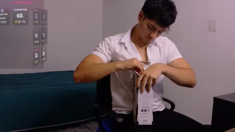 Antonio banderas online show from March 5, 6:42 am