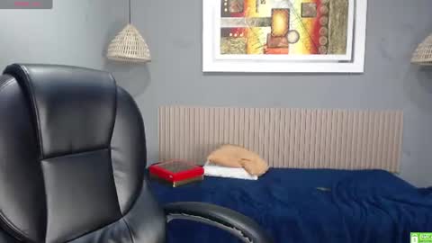 markbowie online show from July 24, 7:54 pm