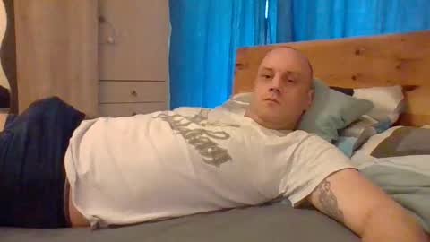 Snapshot of markus_7 chatting on October 10, 8:52 am markus_7 online show from October 10, 8:52 am