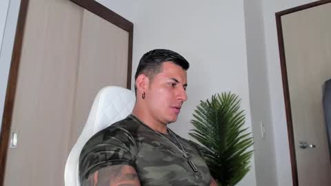Snapshot of markus_blass chatting on February 3, 11:26 pm markus... Y online show from February 3, 11:26 pm