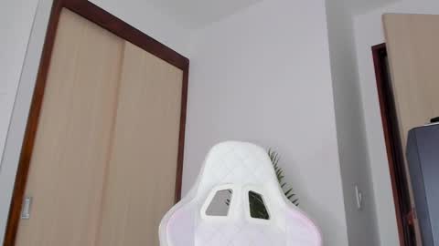 Snapshot of markus_blass chatting on February 13, 10:00 pm markus... Y online show from February 13, 10:00 pm