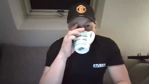 mars0481 online show from December 13, 7:10 pm