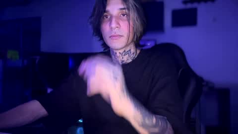   online show from December 27, 6:35 am