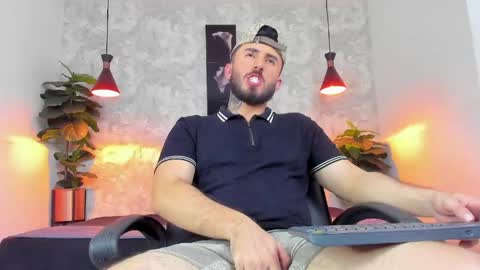 Martin Foster online show from April 25, 4:48 am