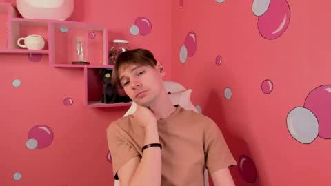 Martin online show from April 23, 3:47 pm