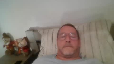 Snapshot of martinb62 chatting on September 10, 8:29 pm Hotguy61 online show from September 10, 8:29 pm