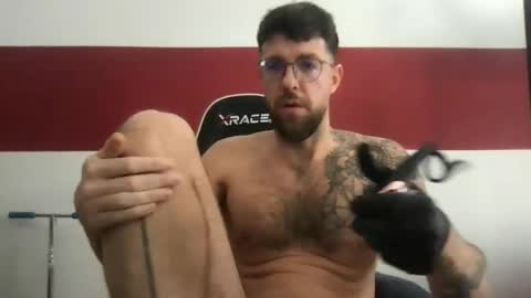 martinmagic467659 online show from February 19, 8:00 am