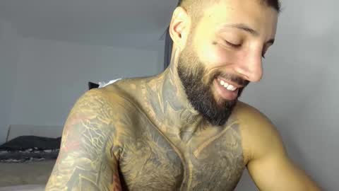 Snapshot of masculineguy69 chatting on October 15, 7:27 am masculineguy69 online show from October 15, 7:27 am