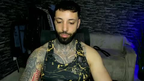 masculineguy69 online show from May 7, 11:38 pm