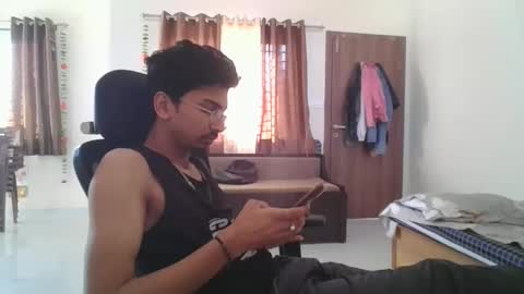 maskboyz2003 online show from February 10, 3:46 am