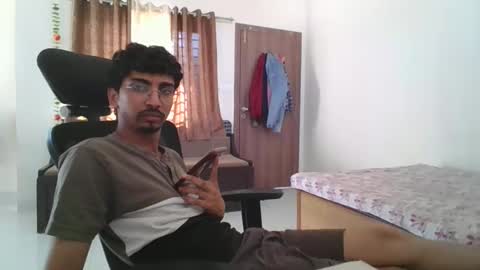 maskboyz2003 online show from February 27, 4:20 am