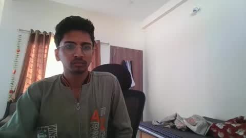 maskboyz2003 online show from December 31, 3:23 am