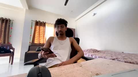 Mask Boy online show from February 19, 3:28 am