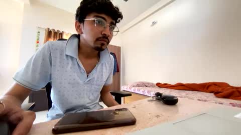 Mask Boy online show from March 1, 3:21 am