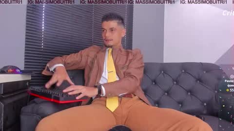 I am Massimo online show from March 13, 2:46 pm