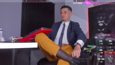 Snapshot of massimo_g chatting on January 5, 12:31 am I am Massimo online show from January 5, 12:31 am