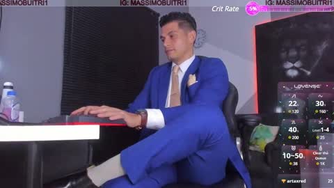 Snapshot of massimo_g chatting on February 6, 12:43 am I am Massimo online show from February 6, 12:43 am