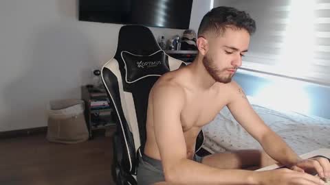 Massimo Santino online show from April 18, 3:57 pm