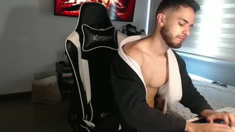 Massimo Santino online show from April 17, 3:47 pm