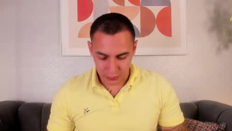 Snapshot of massimocontie_ chatting on September 15, 10:33 pm Massimo Contie online show from September 15, 10:33 pm