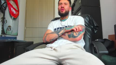 steven  online show from January 17, 8:26 pm