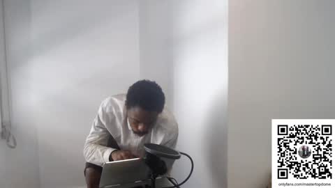 Snapshot of masterdomfuck chatting on January 25, 5:19 pm Masterdomfuck online show from January 25, 5:19 pm
