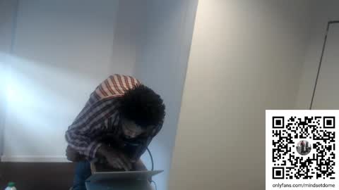 Snapshot of masterdomfuck chatting on October 10, 7:18 pm Masterdomfuck online show from October 10, 7:18 pm