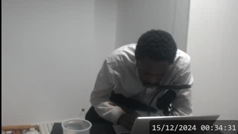 Snapshot of masterdomfuck chatting on December 15, 3:34 am Masterdomfuck online show from December 15, 3:34 am