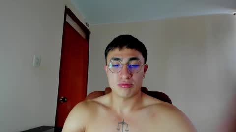 Snapshot of masterfiterotic chatting on February 8, 6:55 pm masterfiterotic online show from February 8, 6:55 pm