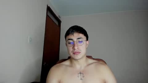 Snapshot of masterfiterotic chatting on March 7, 12:04 am masterfiterotic online show from March 7, 12:04 am