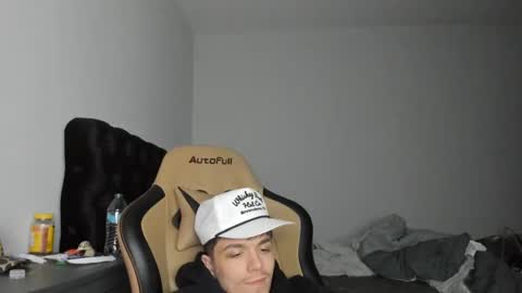 masterjizz1_0 online show from December 18, 5:15 am