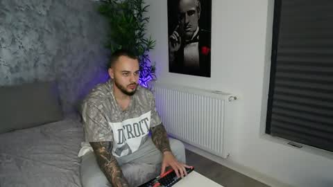 masterkingmuscle online show from February 2, 8:17 pm