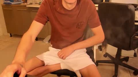 Silly Rabbit  online show from December 15, 9:39 am