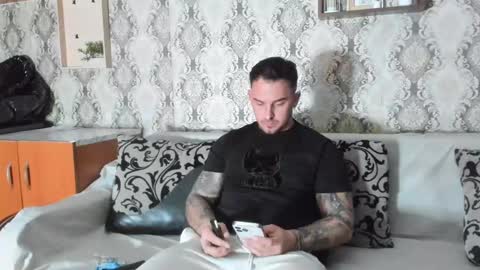 Snapshot of mastermusclejon chatting on March 4, 8:27 pm Jon online show from March 4, 8:27 pm