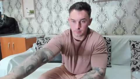 Snapshot of mastermusclejon chatting on March 5, 10:01 pm Jon online show from March 5, 10:01 pm