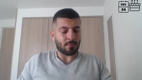   online show from December 20, 1:43 pm