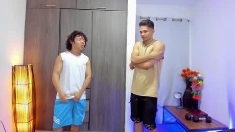 Snapshot of masters_sexx chatting on January 19, 11:12 am Team Cris Darwin- Fernando- Stiven- David online show from January 19, 11:12 am