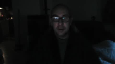Snapshot of mat11efou chatting on December 26, 11:21 am mat11efou online show from December 26, 11:21 am